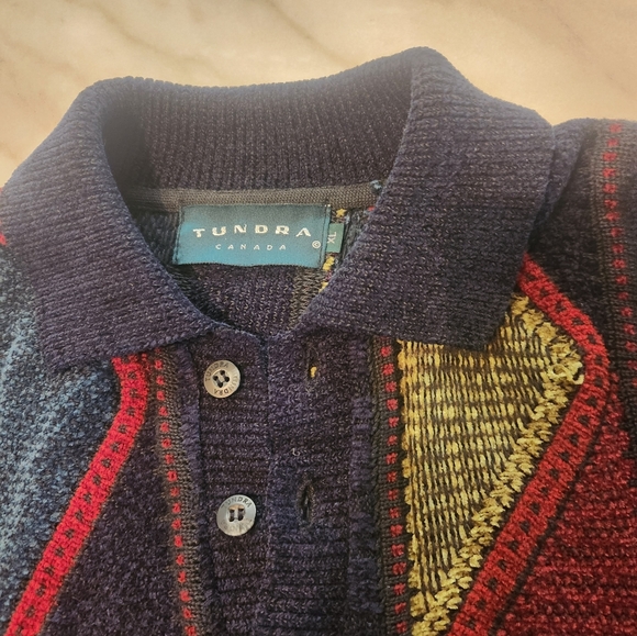 Tundra Canada pullover sweater size xl - Picture 5 of 6